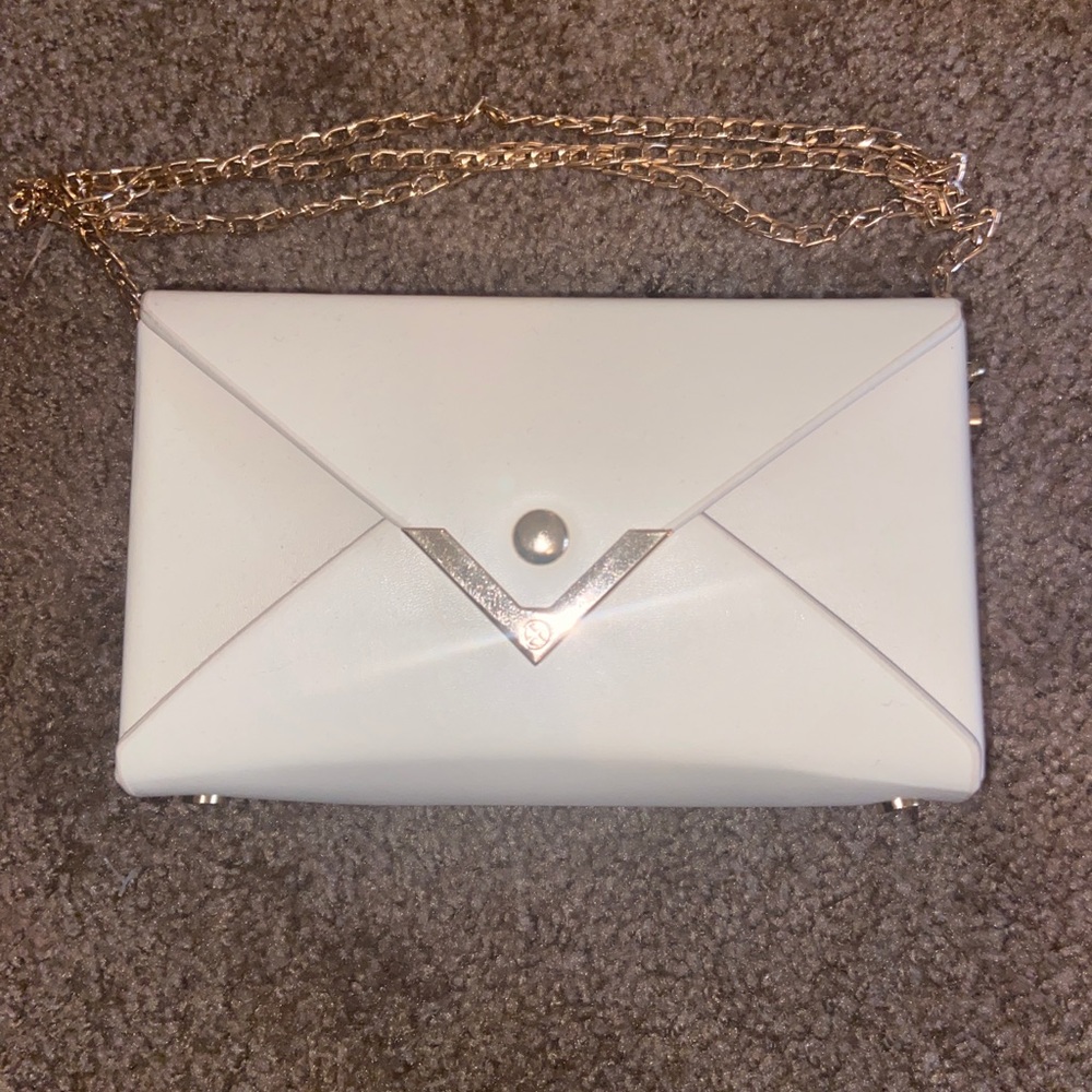 white purse